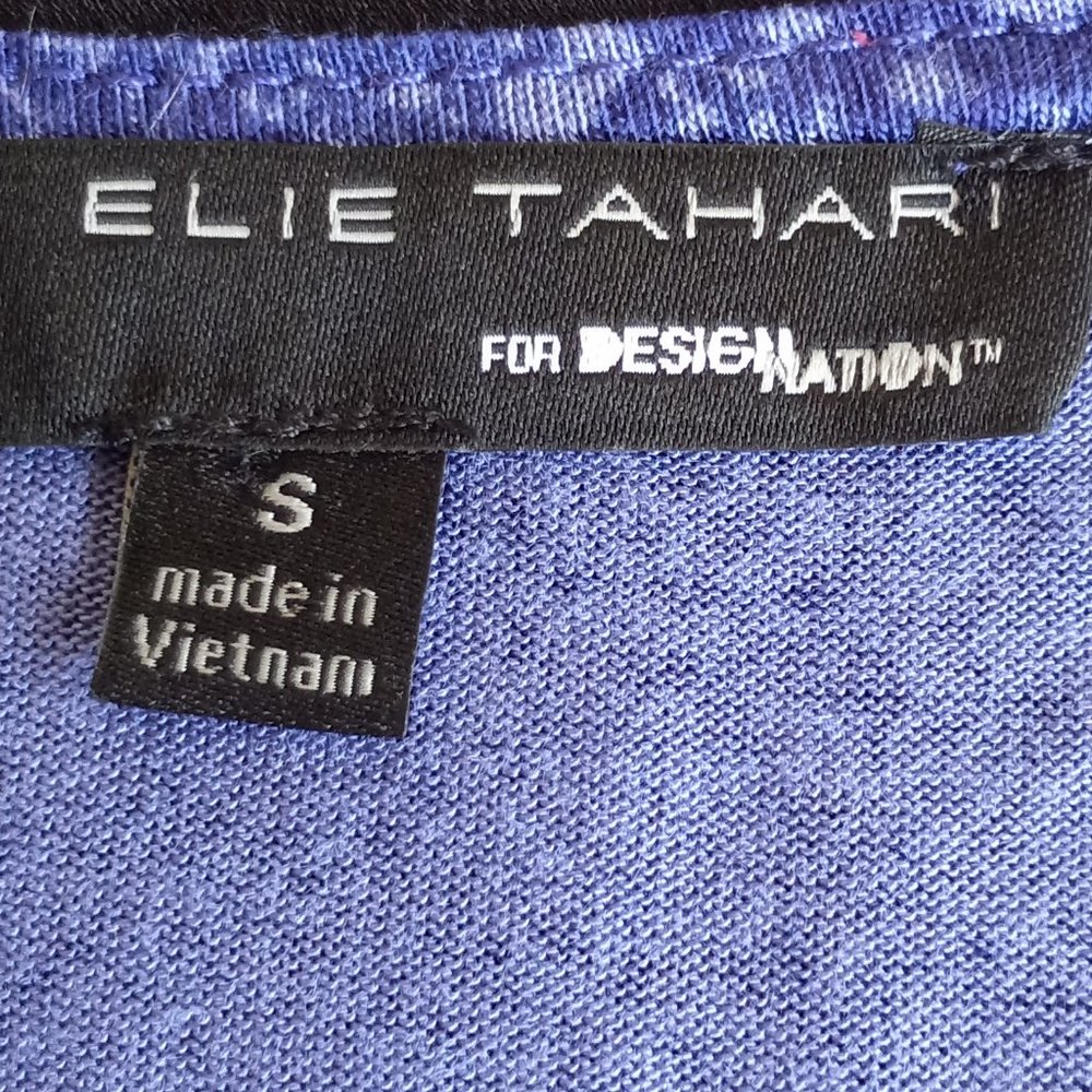 ELIE TAHARI Blue/Black Animal Print Top Sz S Very Cute! - Picture 4 of 5